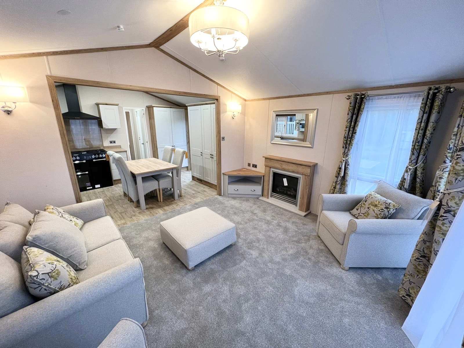 Hartland Lodge - Image 12