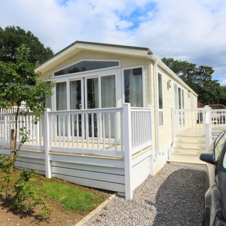 Pemberton Park Lane Lodge