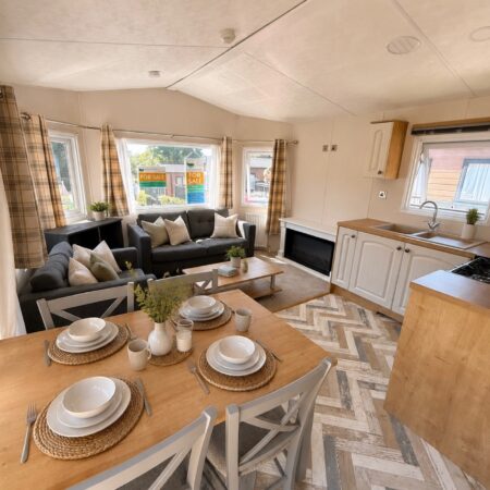 Westfield Mini Lodge